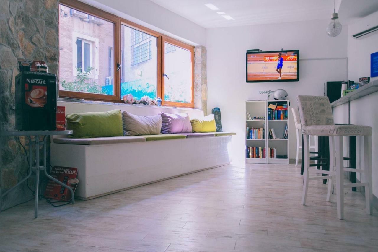 שיבניק Hostel Mare מראה חיצוני תמונה