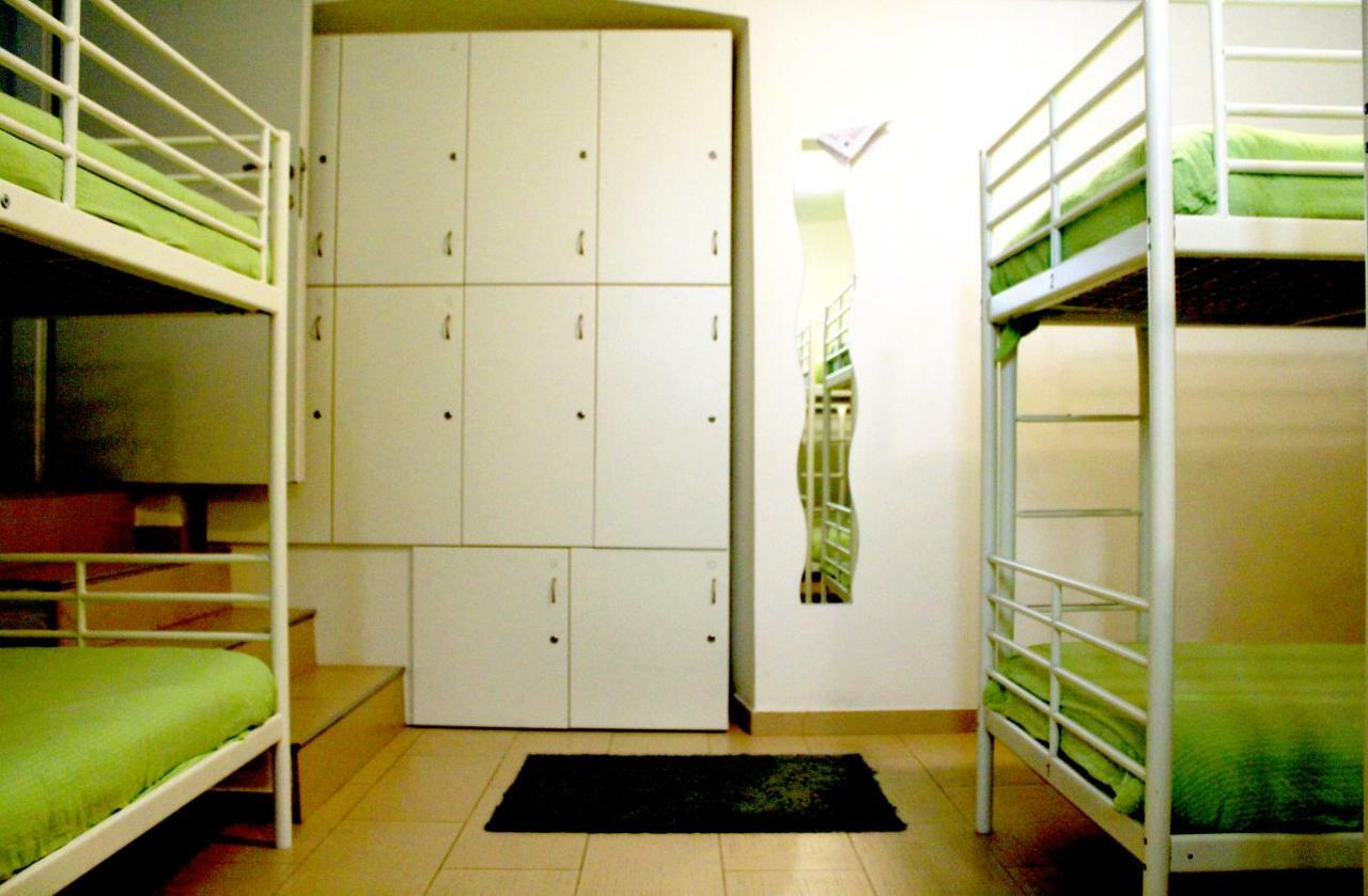 שיבניק Hostel Mare מראה חיצוני תמונה