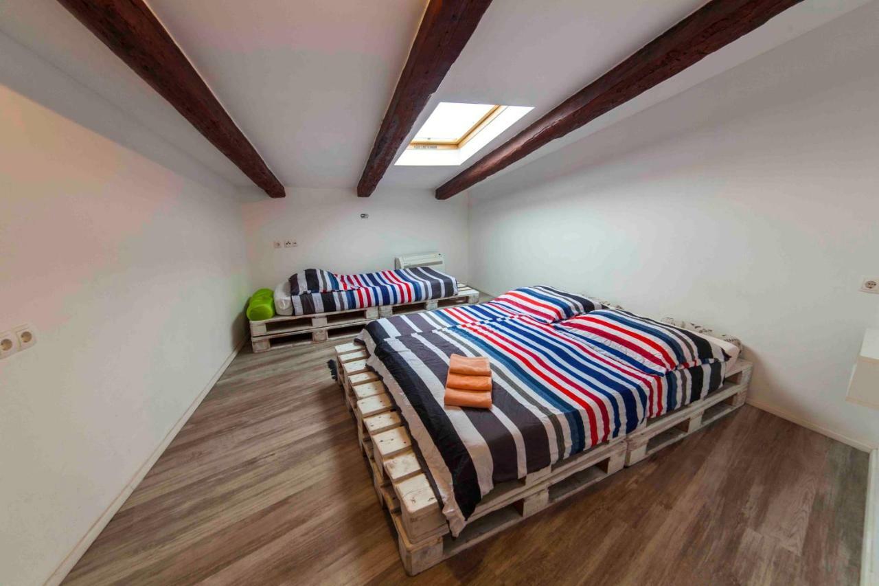 שיבניק Hostel Mare מראה חיצוני תמונה