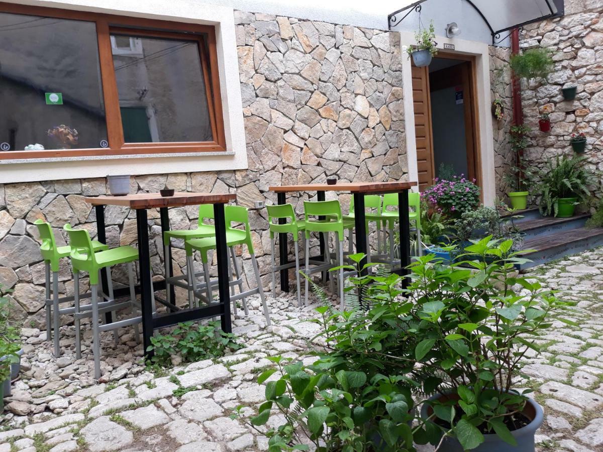שיבניק Hostel Mare מראה חיצוני תמונה